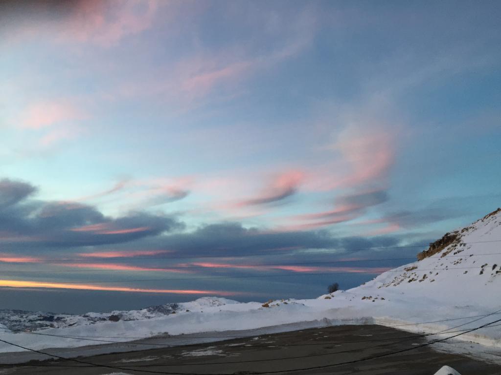 Stone Chalets Faraya Exterior foto